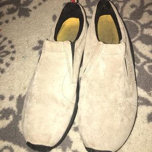Men’s Merrell’s  Sz 13 beige suede slip on shoes